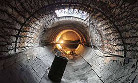 graphite scrap as refractory