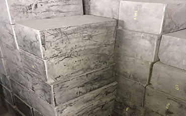 medium coarse particle graphite block appearance